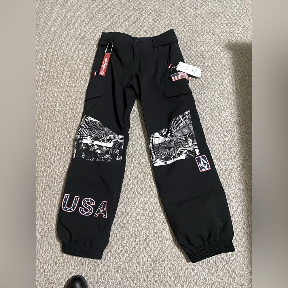 NWT!! 🔥 VOLCOM HOTLAPPER USST PANT 2021-2022